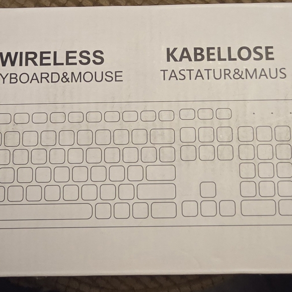Pink Wireless Keyboard and Mouse Combo - Picture 2 of 2